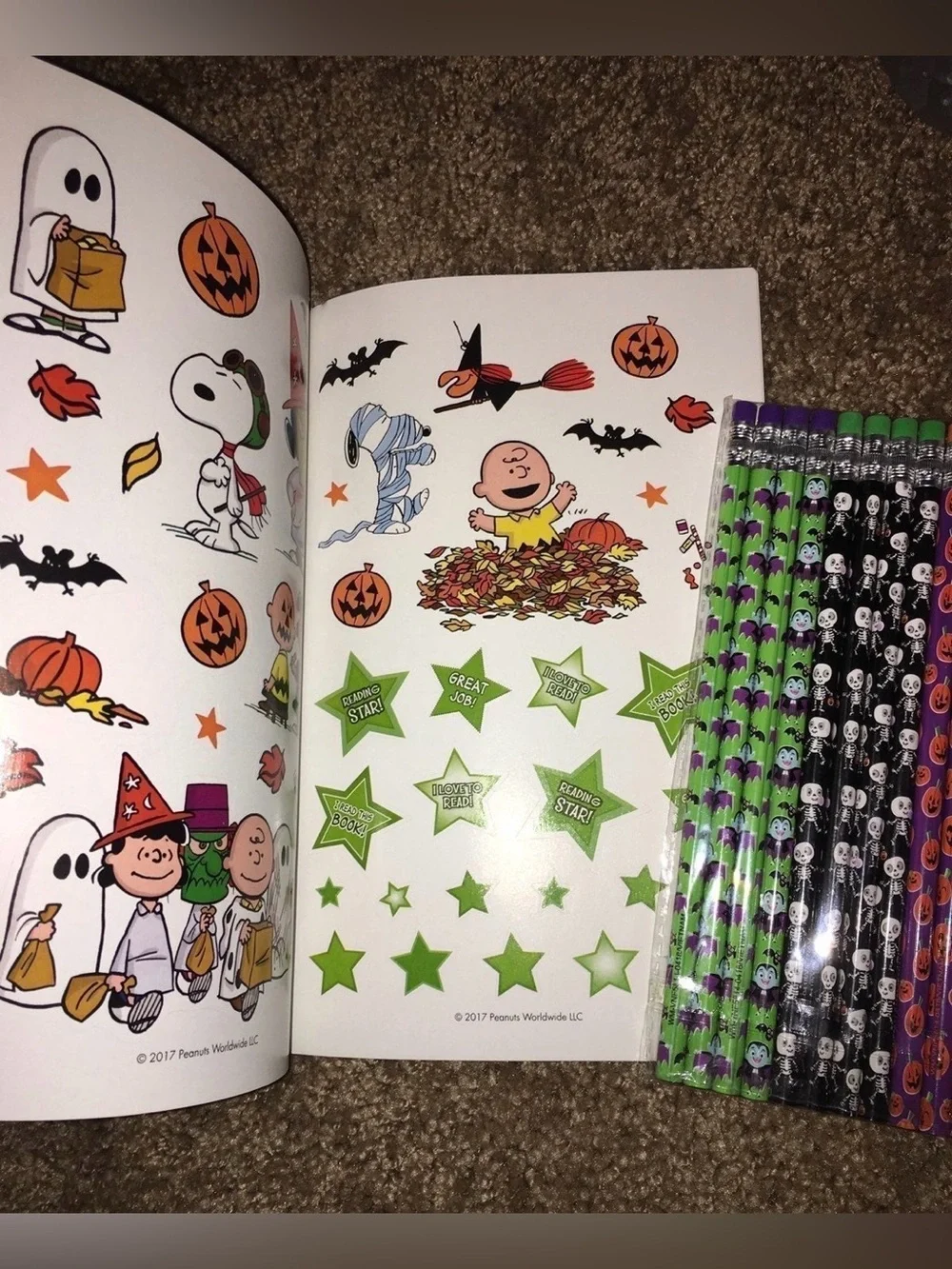 Ready to Read Level 2 You got a Rock Charlie Brown Halloween story Book Pencils